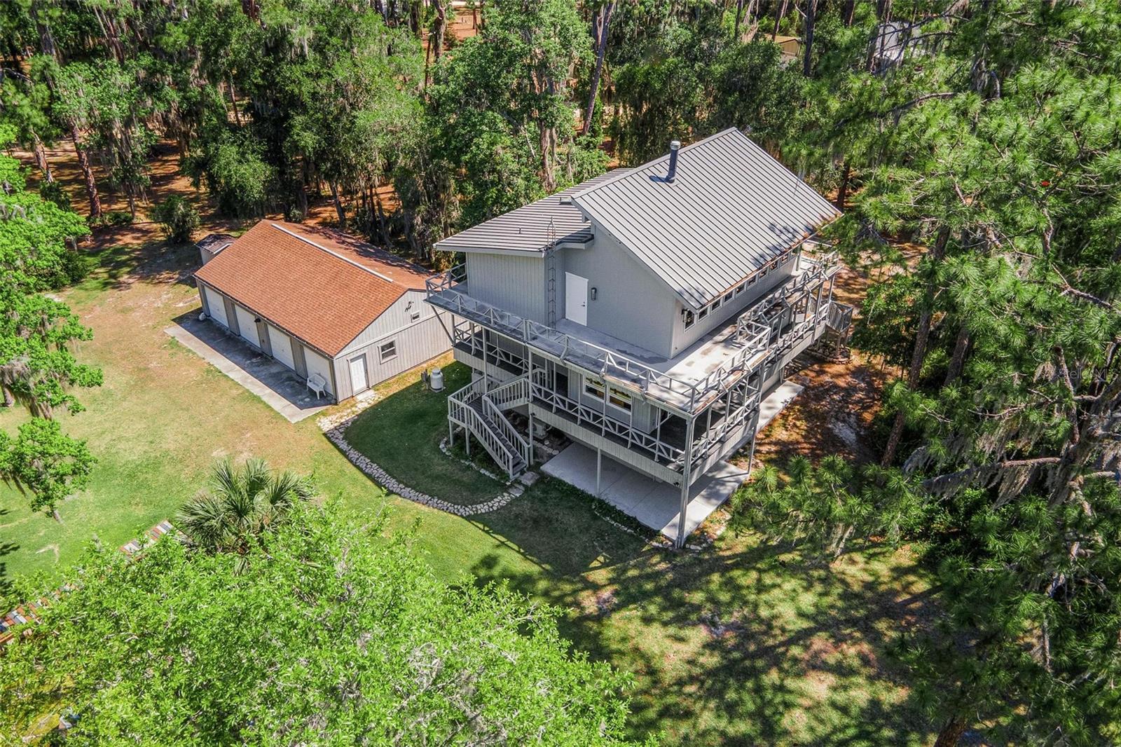 7373 CIRCLE DR, LADY LAKE, FL, 32159