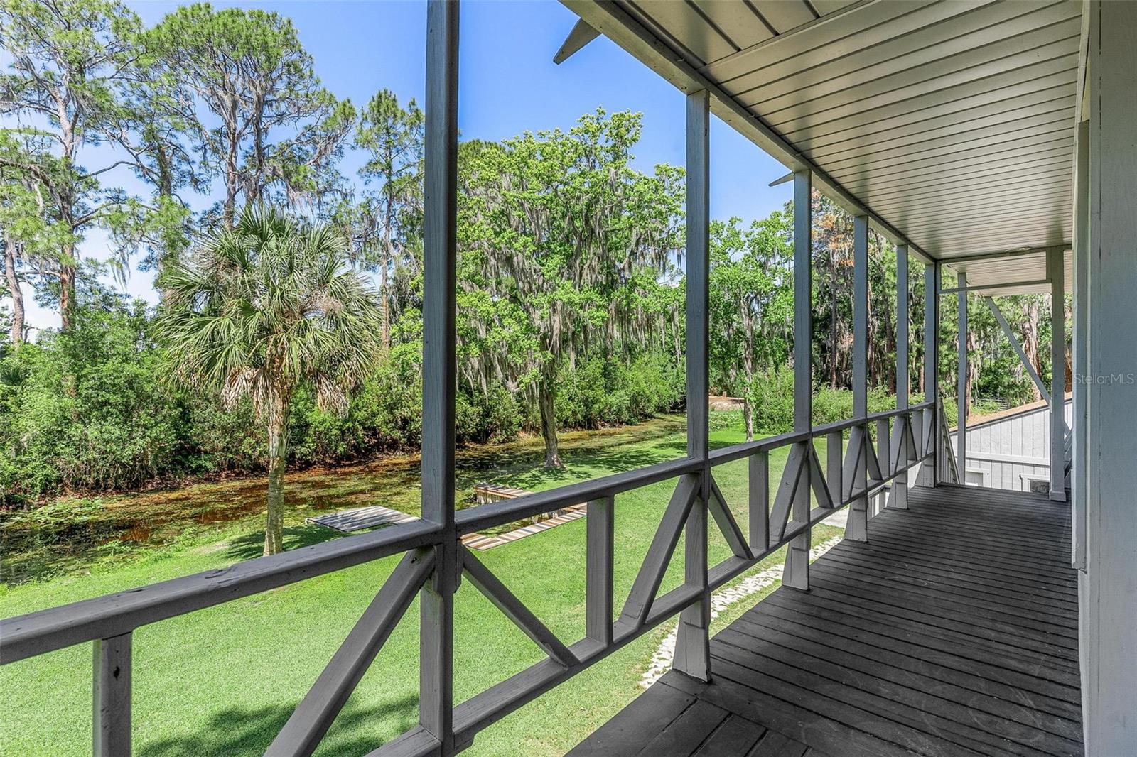 7373 CIRCLE DR, LADY LAKE, FL, 32159