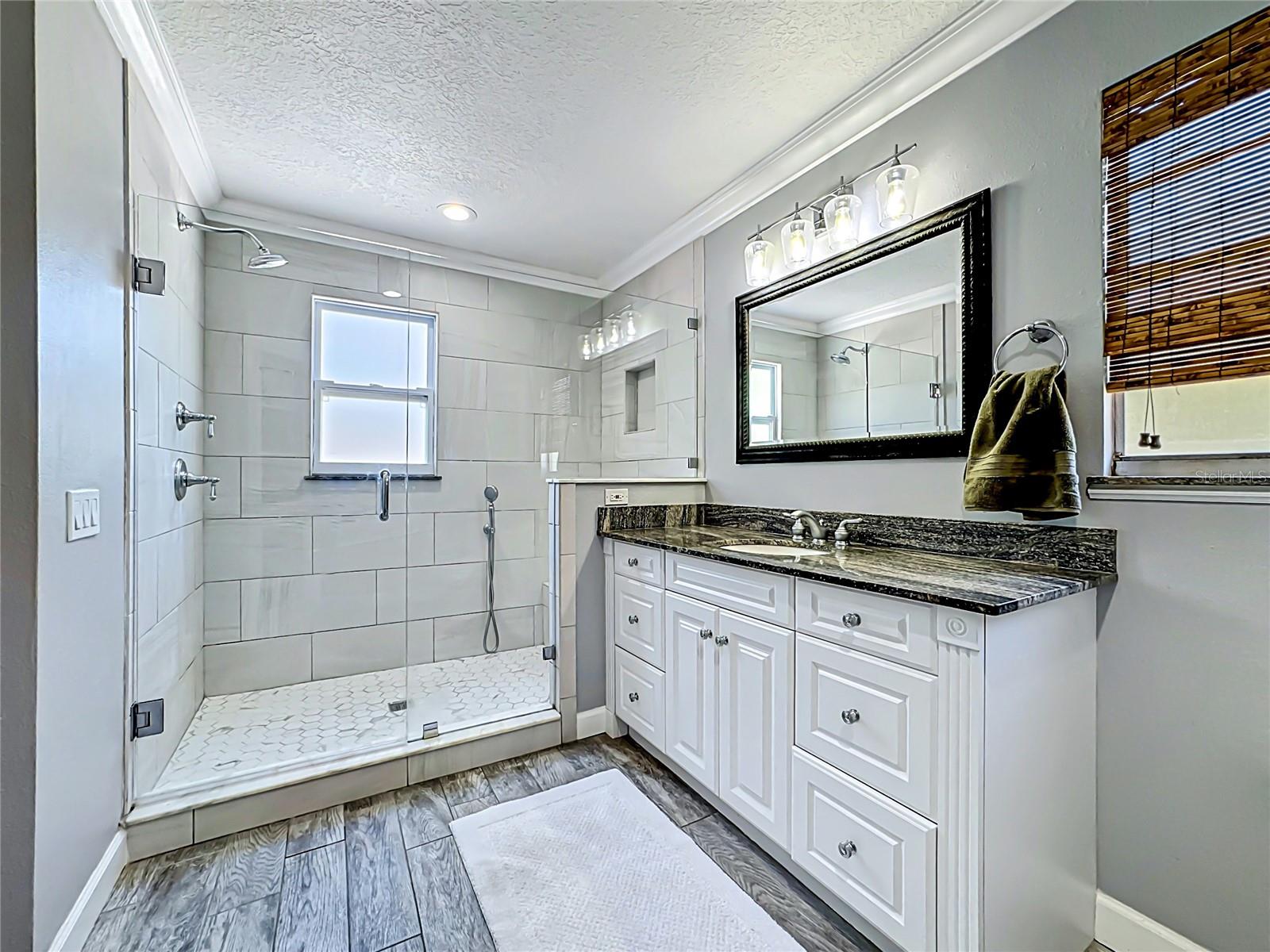 7306 16TH AVENUE NW, BRADENTON, FL, 34209