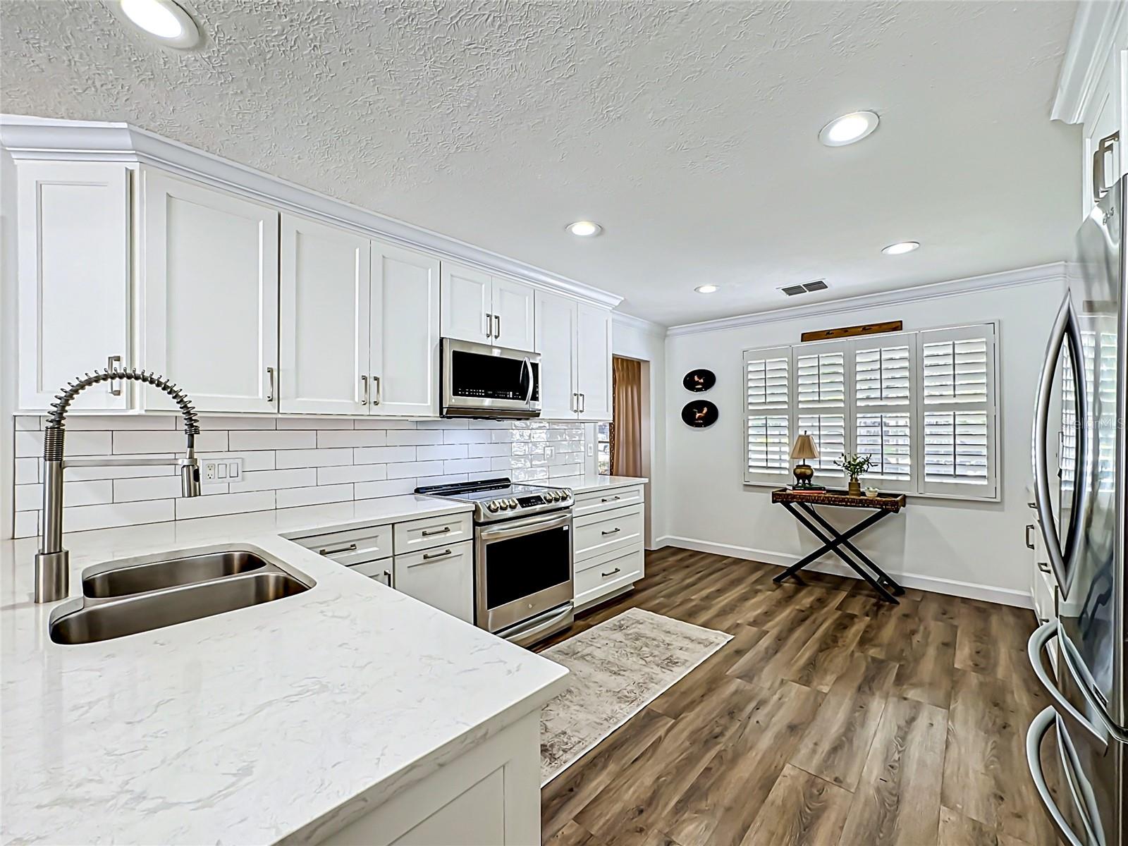 7306 16TH AVENUE NW, BRADENTON, FL, 34209