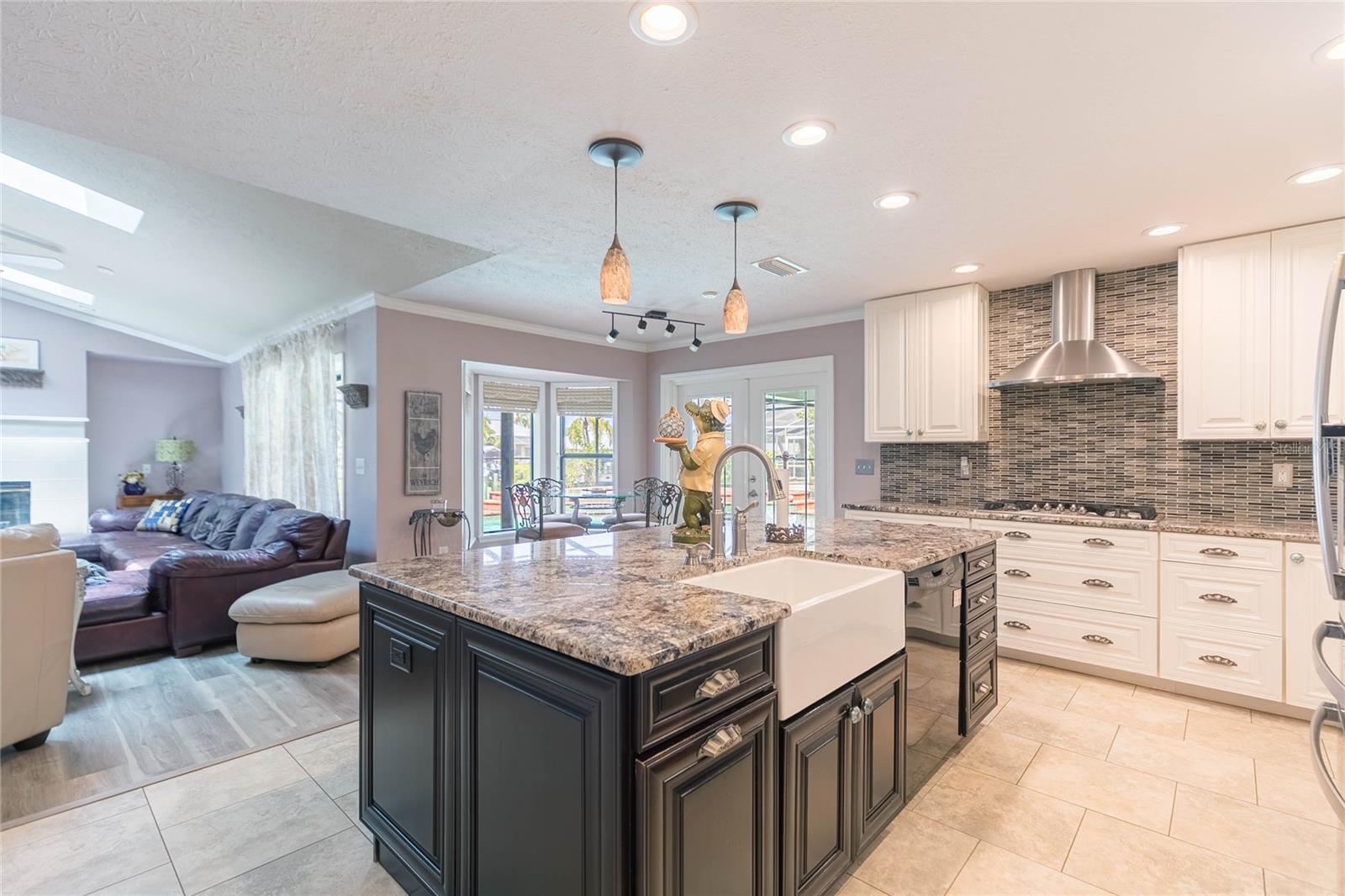 6602 SEABIRD WAY, APOLLO BEACH, FL, 33572