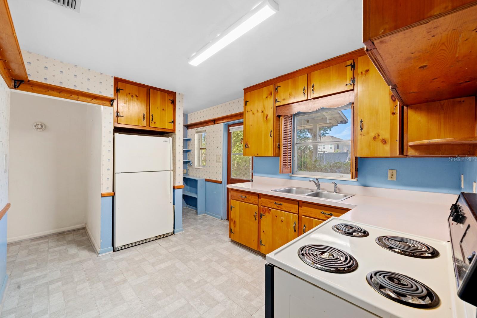 9605 BALM RIVERVIEW RD, RIVERVIEW, FL, 33569