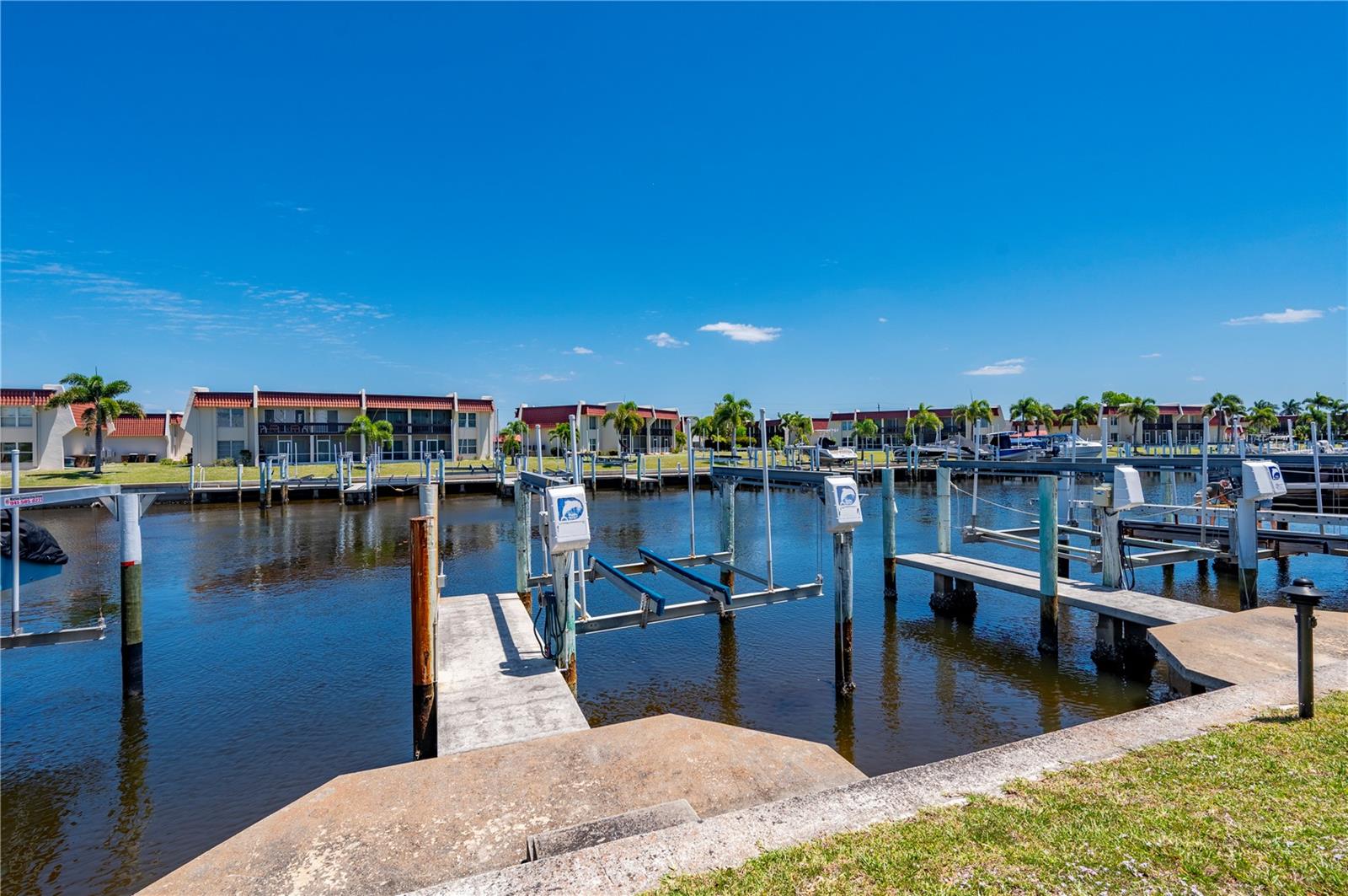 220 COLDEWAY DR #123, PUNTA GORDA, FL, 33950