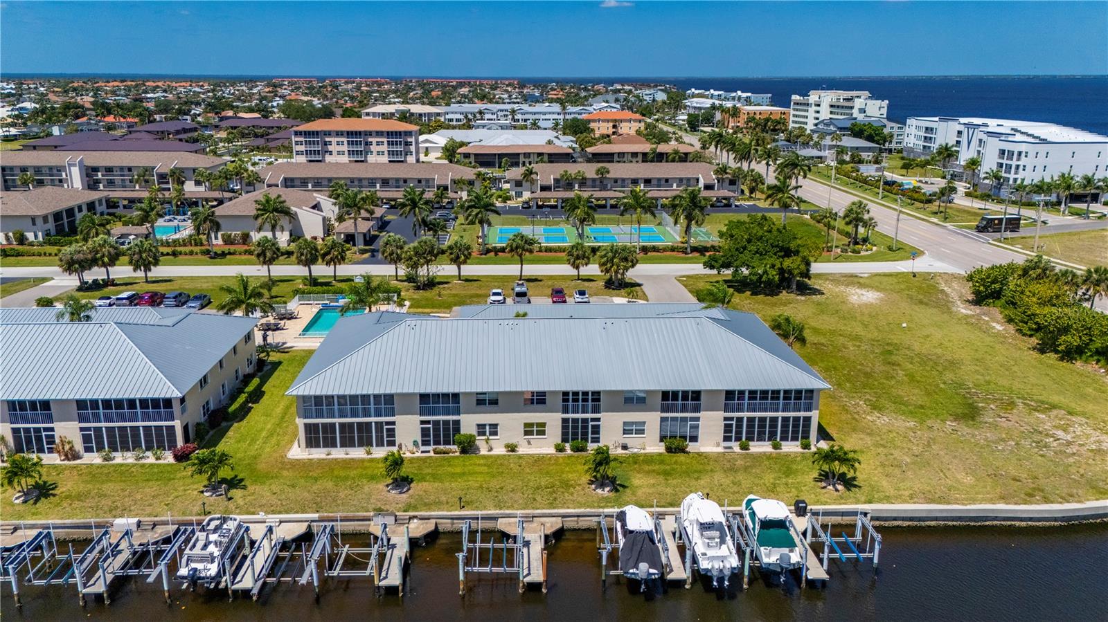 220 COLDEWAY DR #123, PUNTA GORDA, FL, 33950