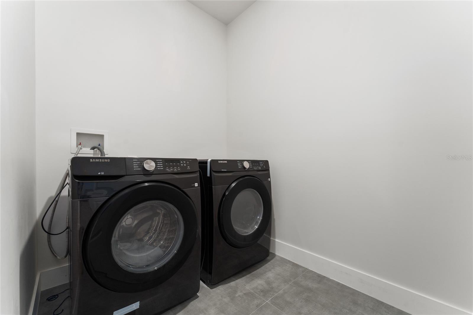 81 OVERLEAF LN, ORLANDO, FL, 32839