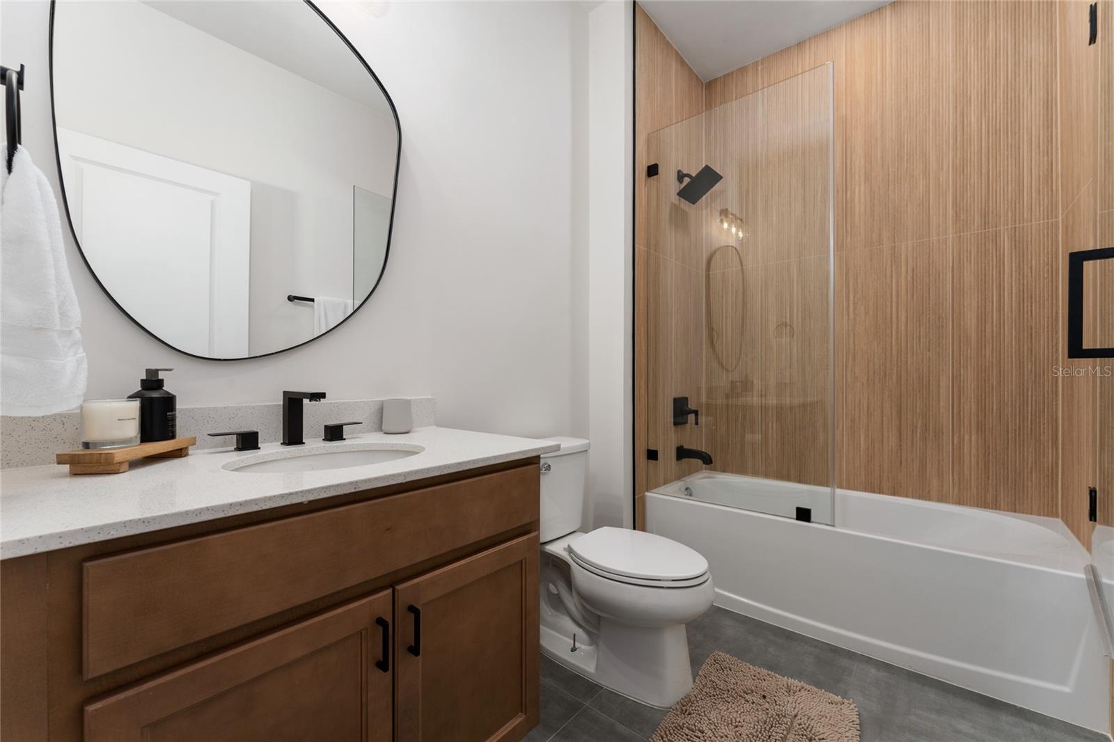 81 OVERLEAF LN, ORLANDO, FL, 32839