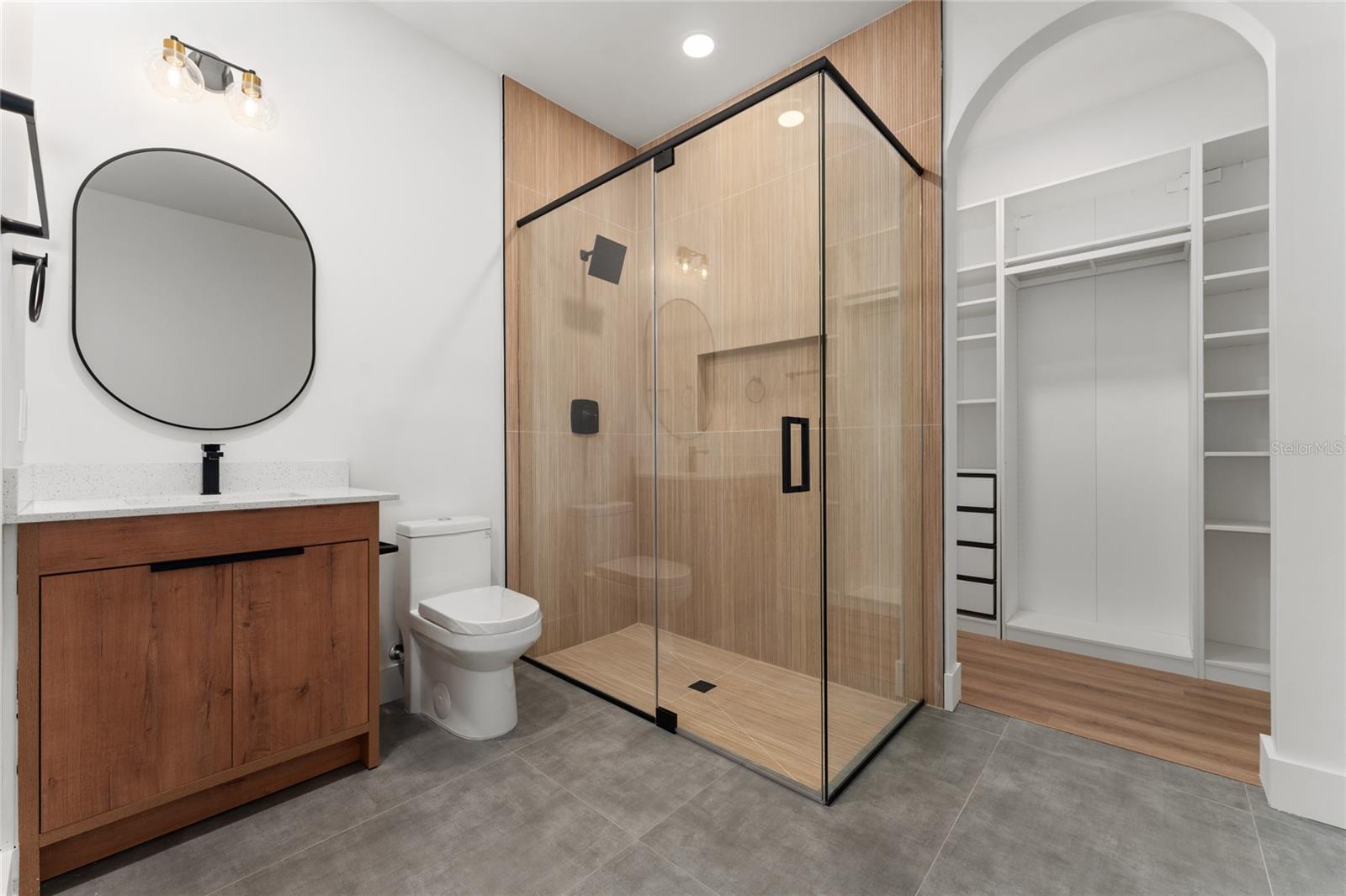 81 OVERLEAF LN, ORLANDO, FL, 32839