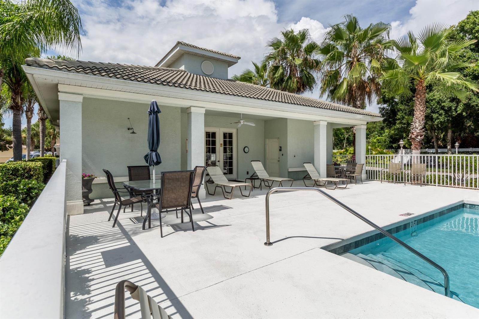 200 GARDENS EDGE DR #212, VENICE, FL, 34285