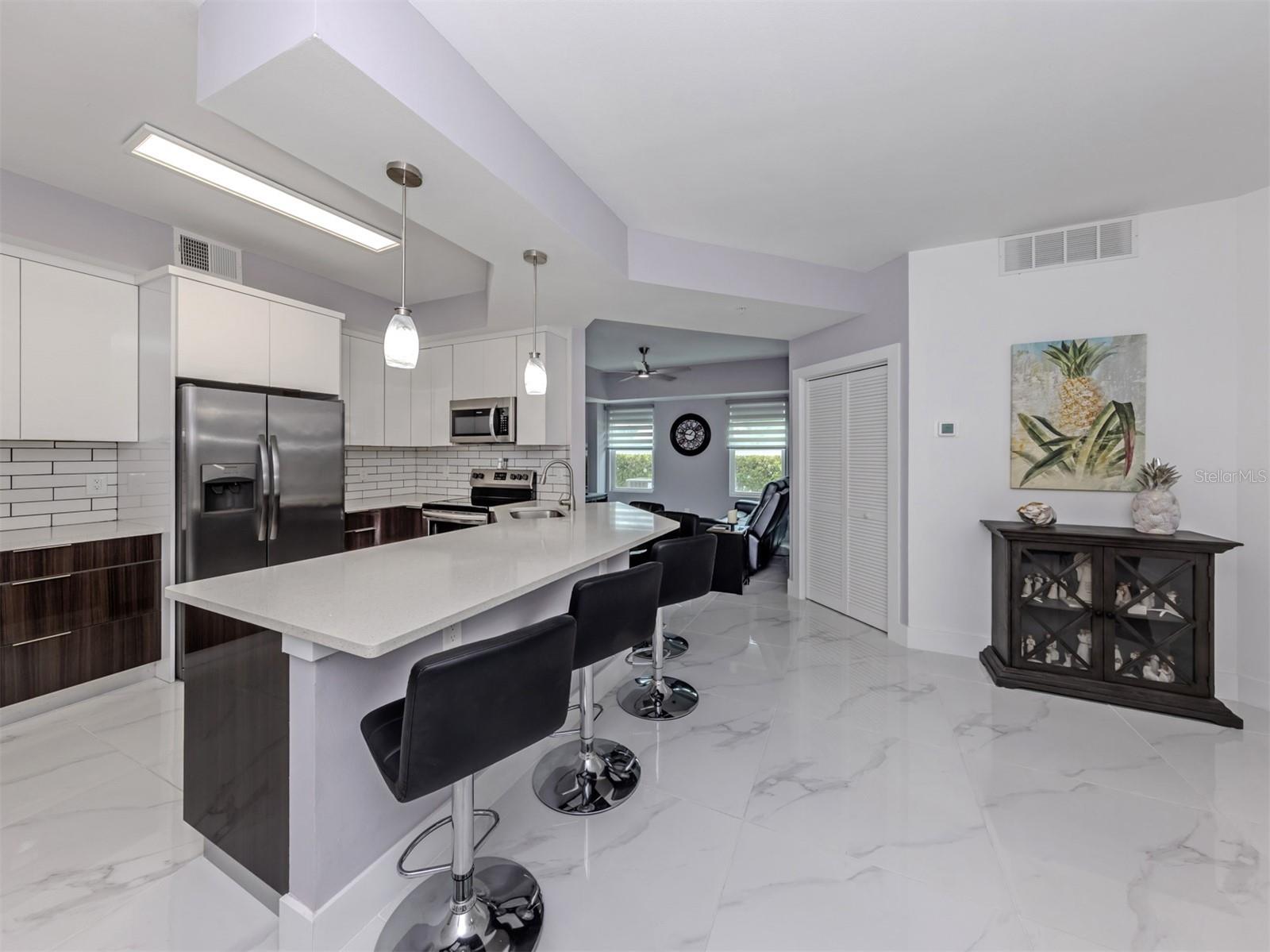 200 GARDENS EDGE DR #212, VENICE, FL, 34285