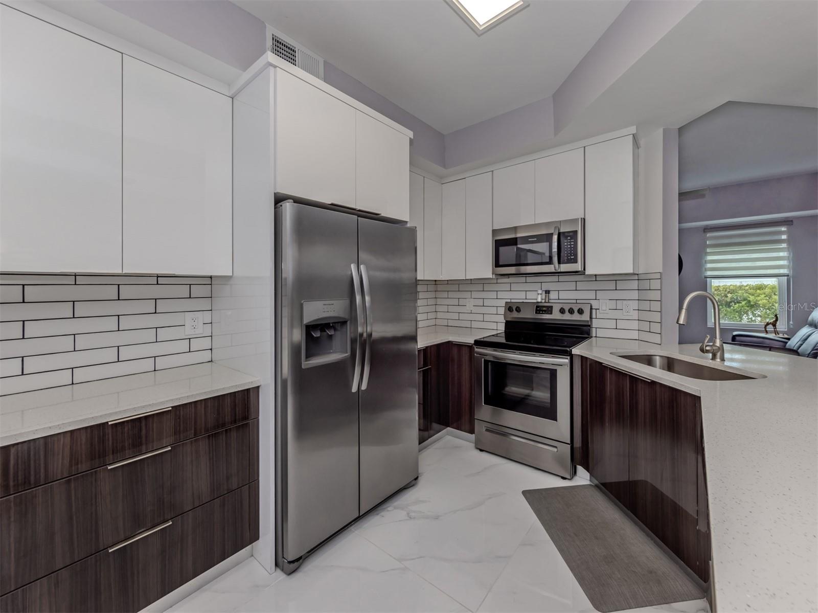 200 GARDENS EDGE DR #212, VENICE, FL, 34285