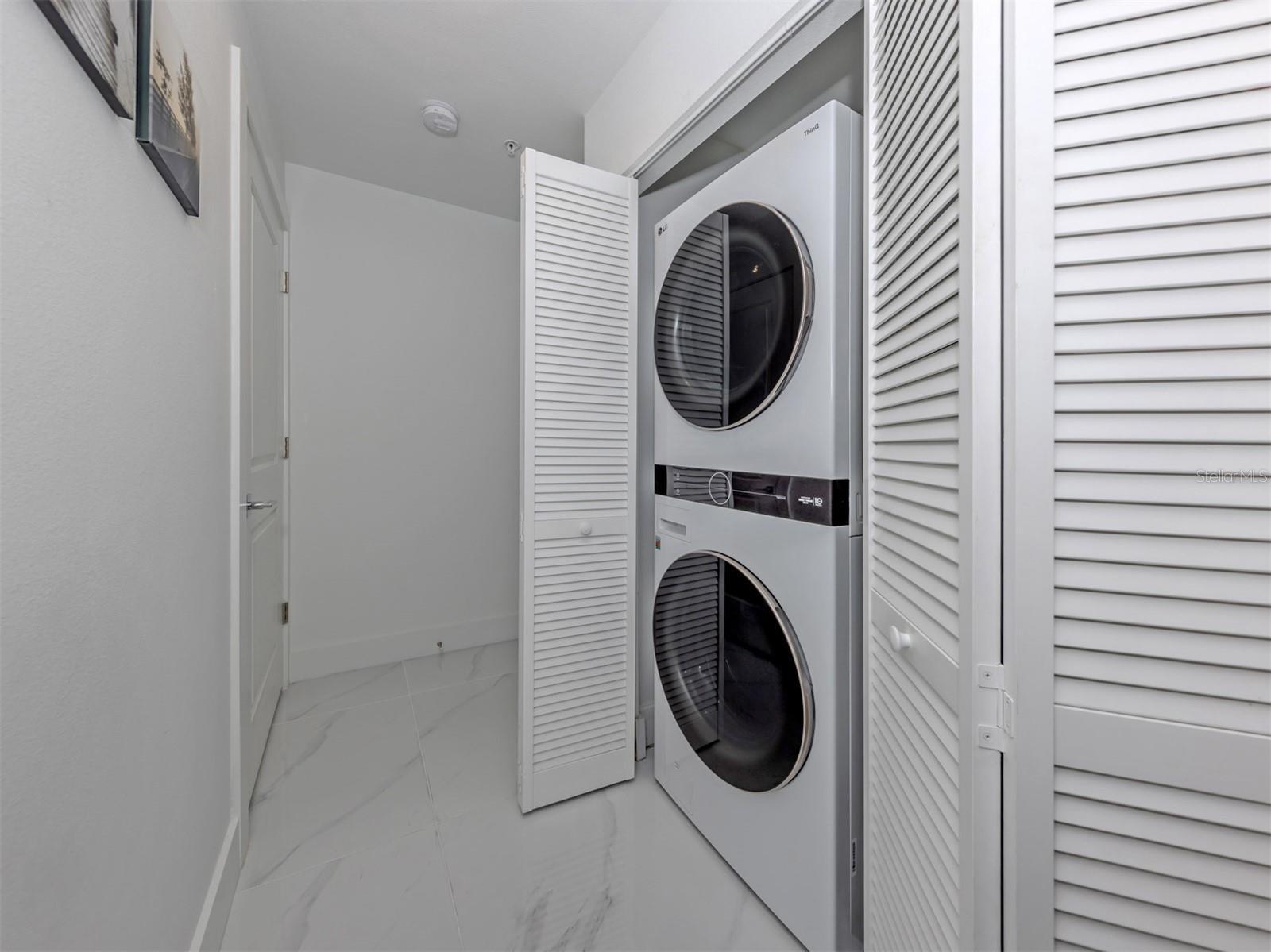 200 GARDENS EDGE DR #212, VENICE, FL, 34285