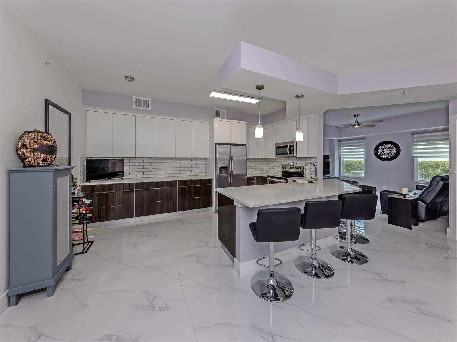 200 GARDENS EDGE DR #212, VENICE, FL, 34285