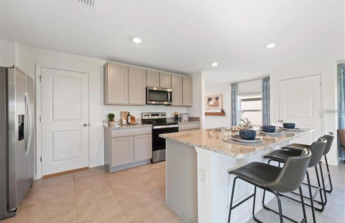 16716 GLACIER BAY LOOP, WIMAUMA, FL, 33598