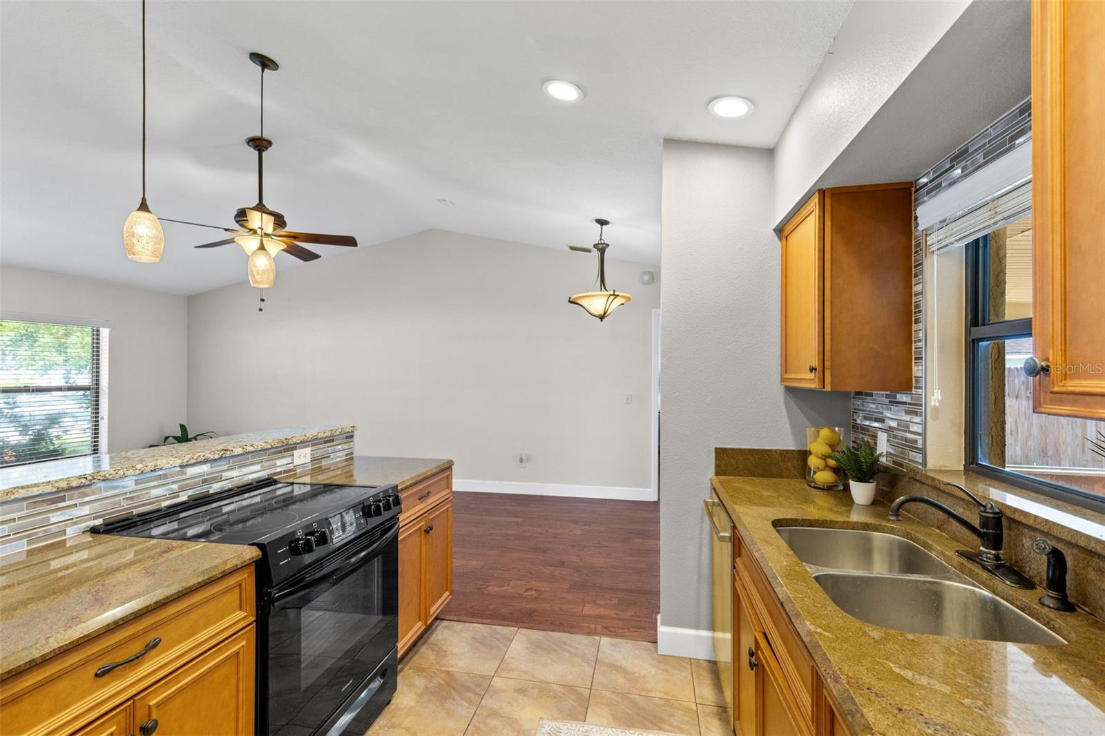 1049 DISHMAN LOOP, OVIEDO, FL, 32765