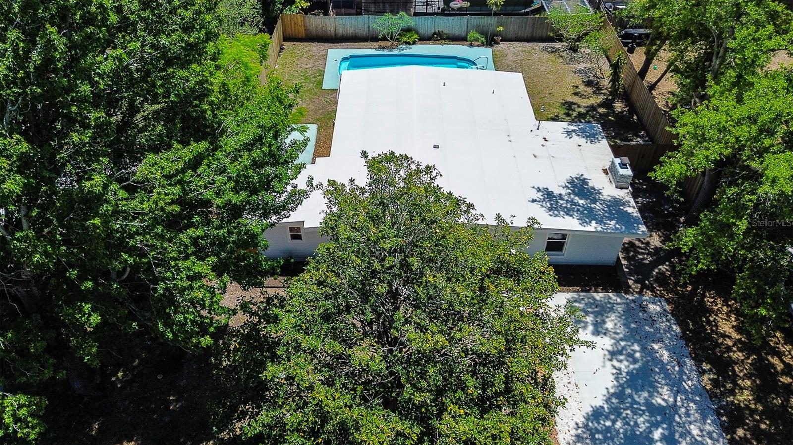 8420 GERBERA AVE, SEMINOLE, FL, 33777