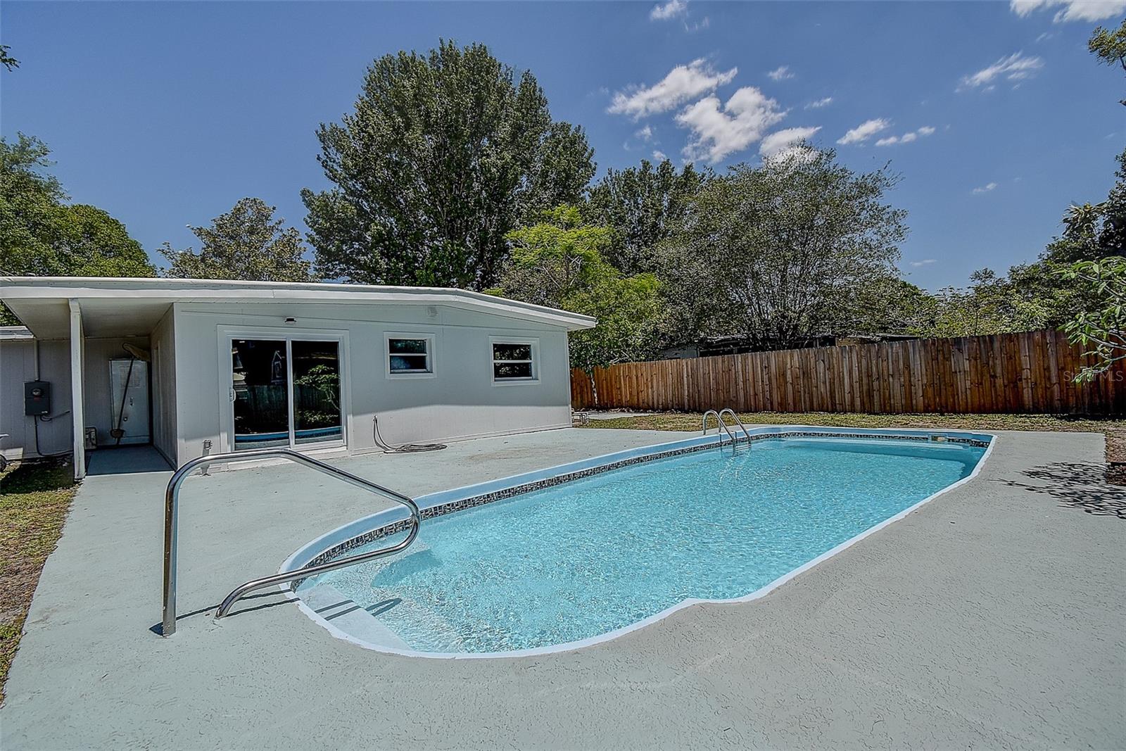 8420 GERBERA AVE, SEMINOLE, FL, 33777