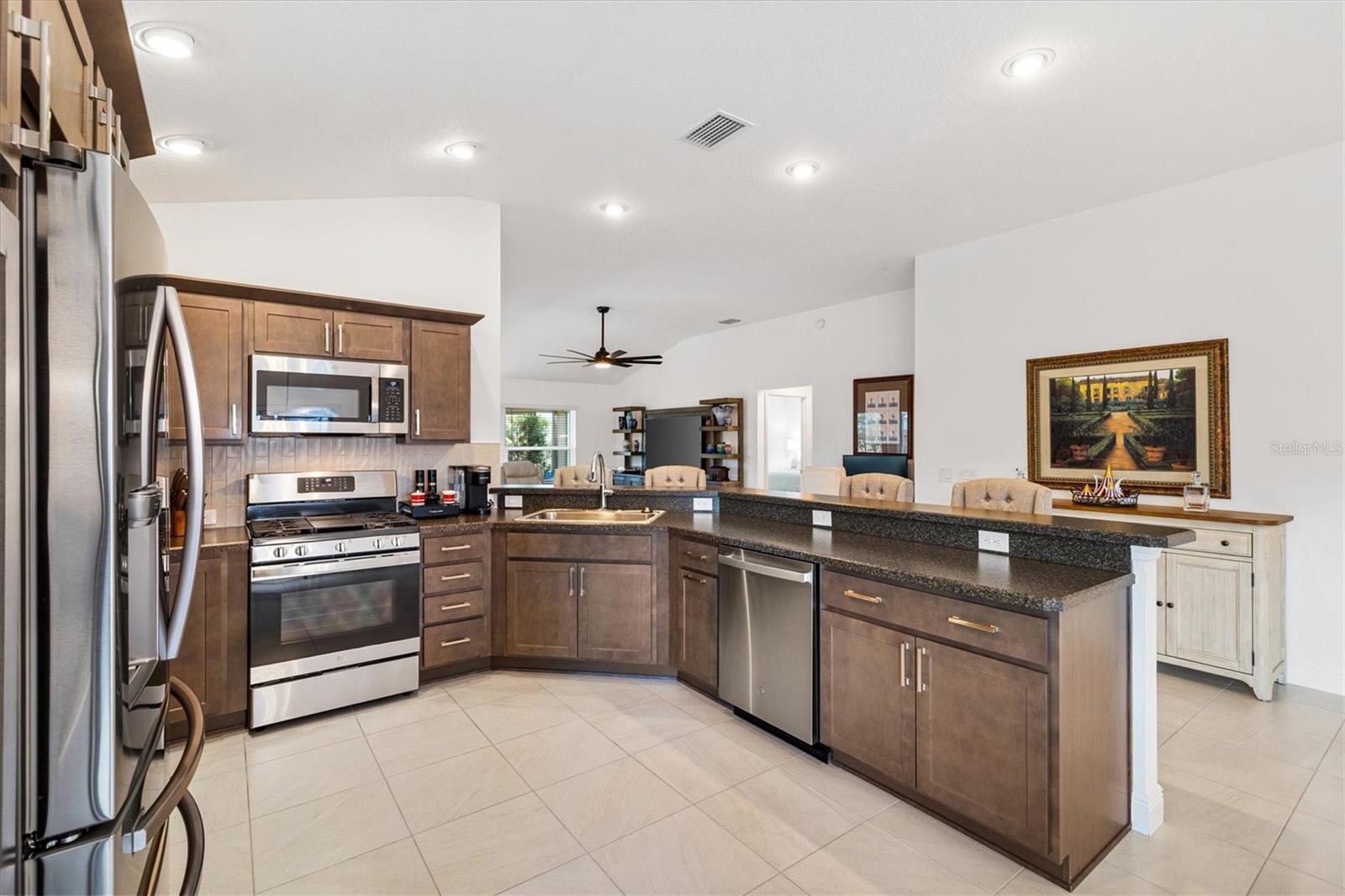 5554 MILLICAN AVE, THE VILLAGES, FL, 32163