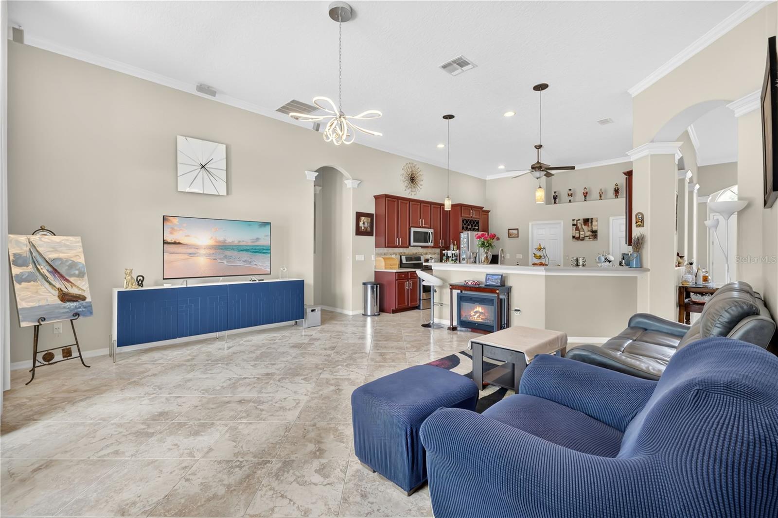 2056 AUTUMN VIEW DR, ORLANDO, FL, 32825