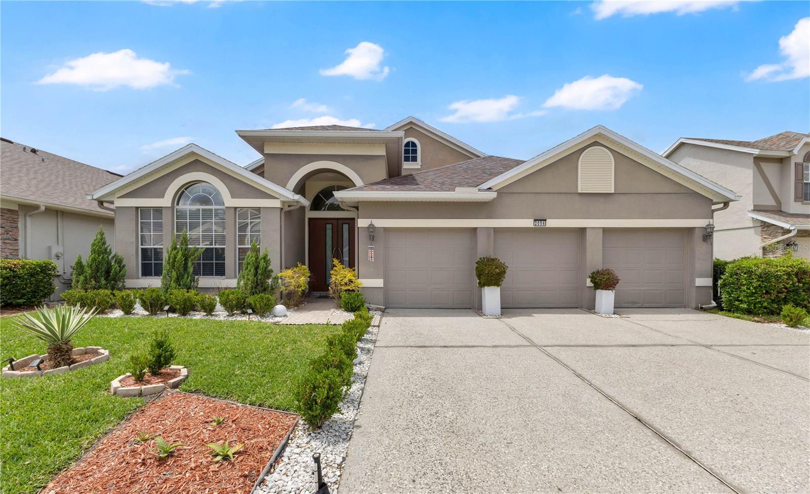 2056 AUTUMN VIEW DR, ORLANDO, FL, 32825