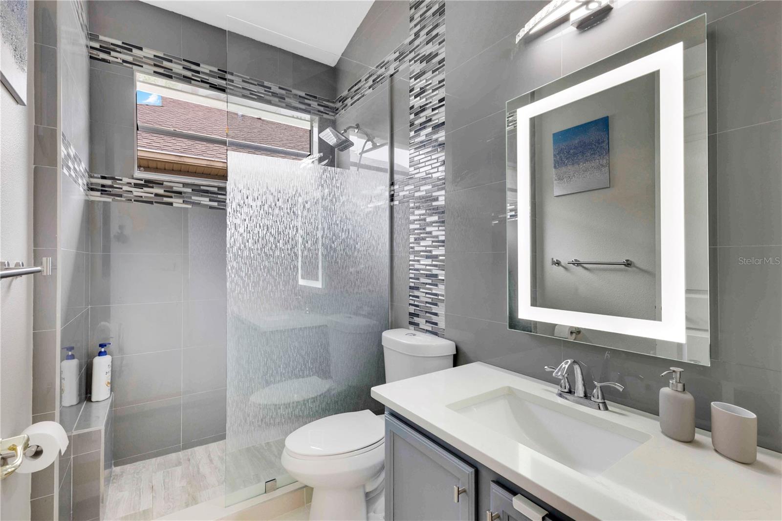 2056 AUTUMN VIEW DR, ORLANDO, FL, 32825