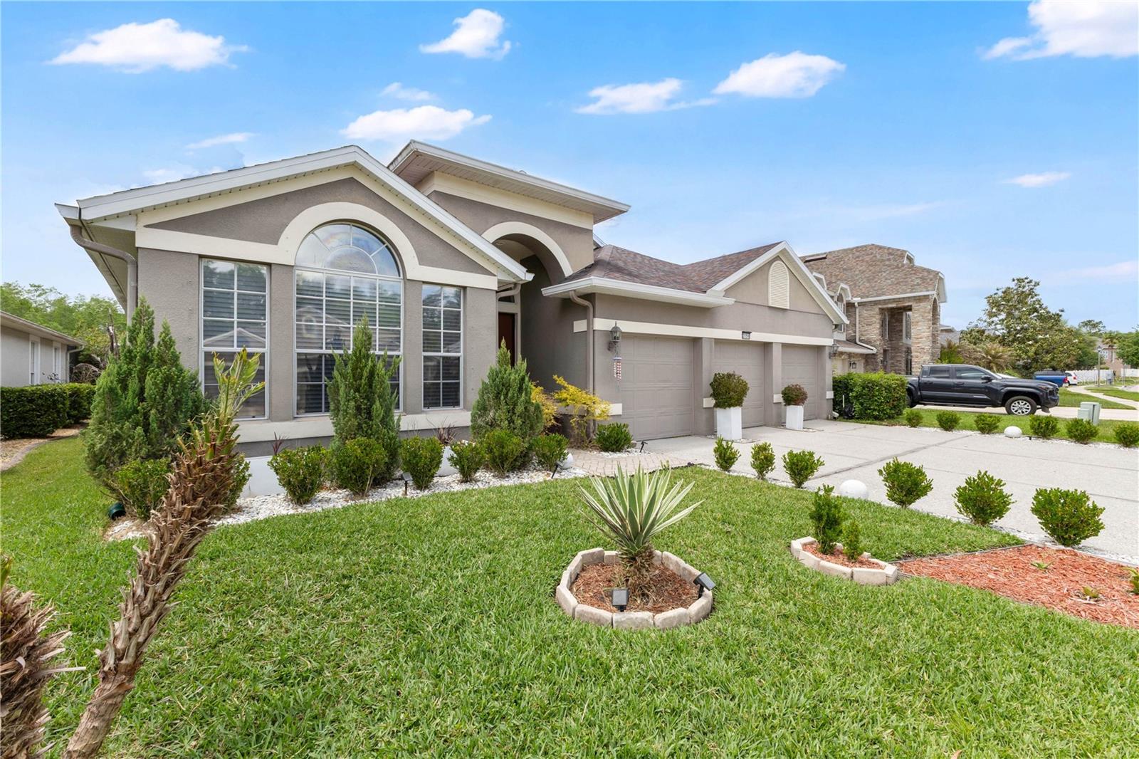 2056 AUTUMN VIEW DR, ORLANDO, FL, 32825