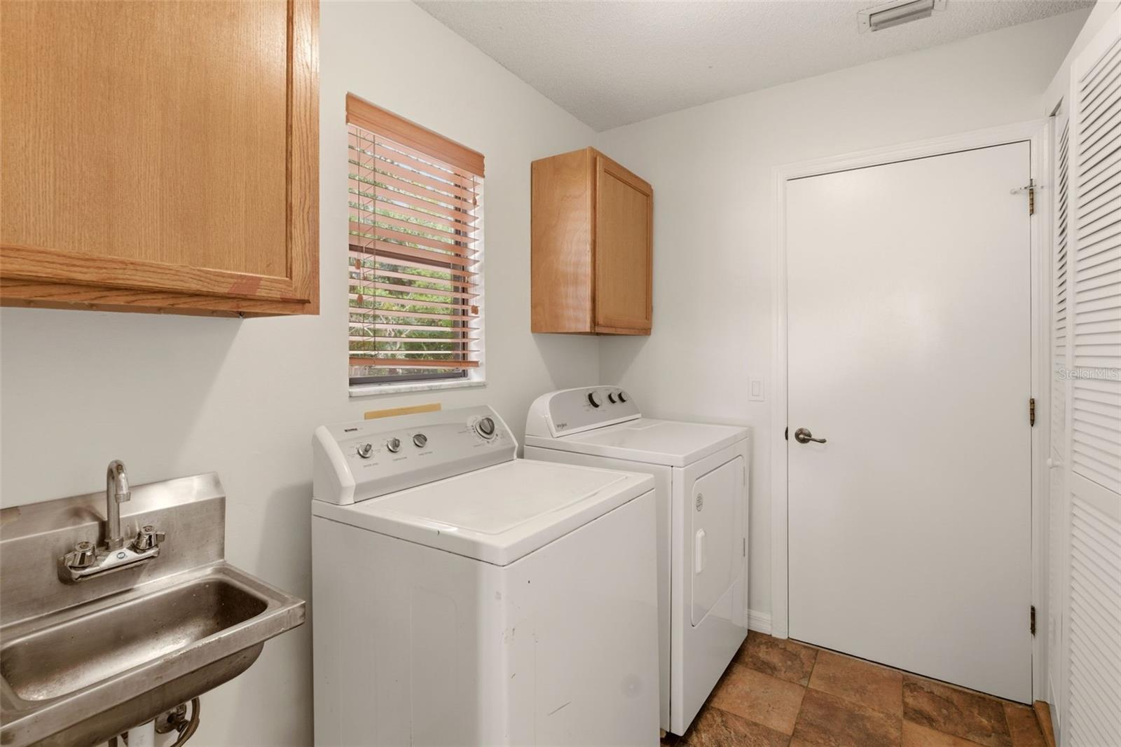 205 ANGELES RD, DEBARY, FL, 32713