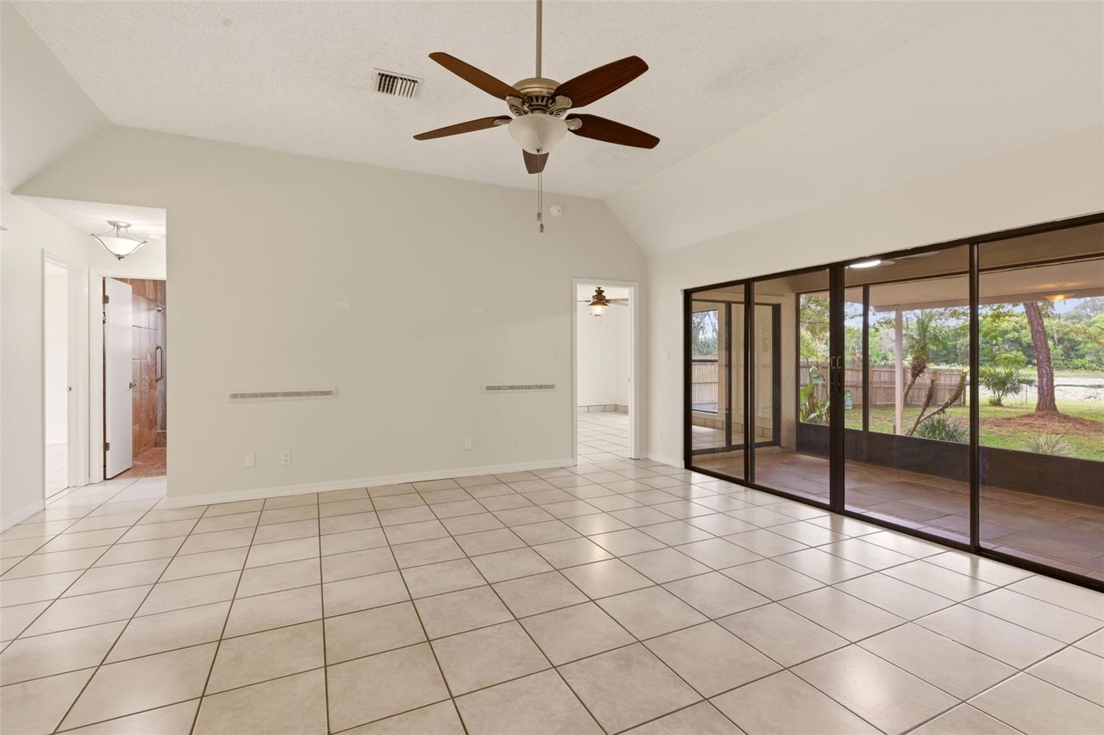 205 ANGELES RD, DEBARY, FL, 32713