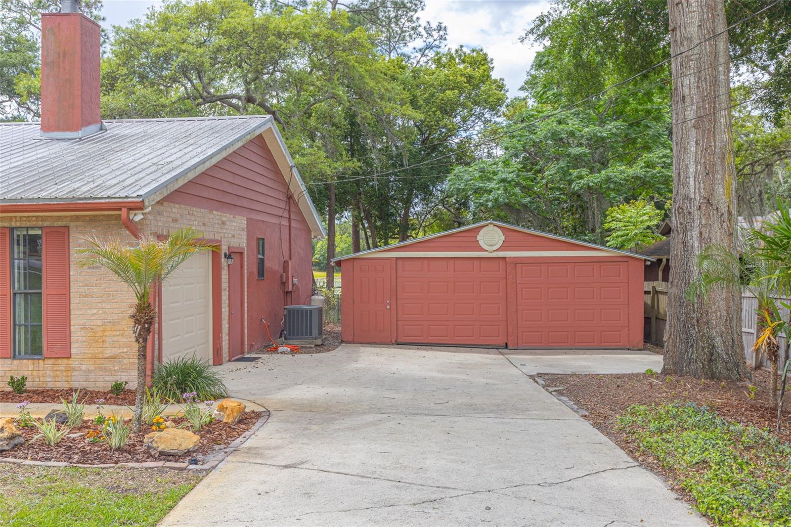 205 ANGELES RD, DEBARY, FL, 32713