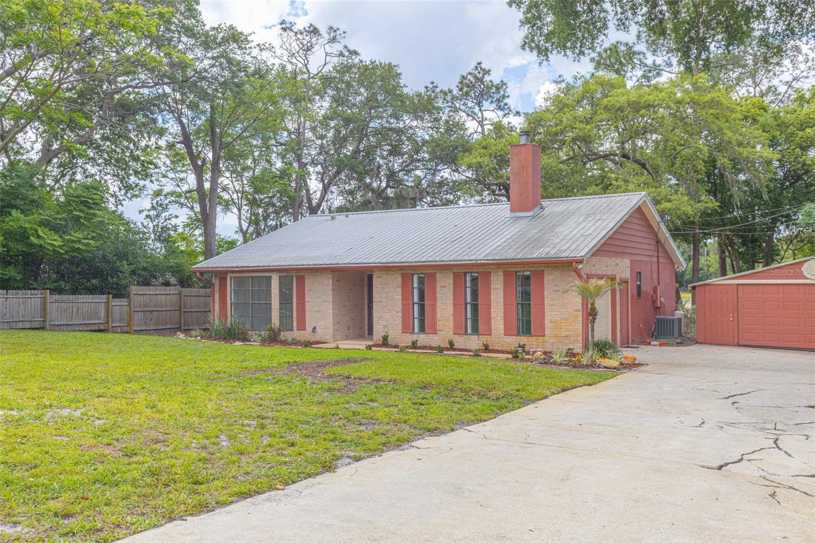 205 ANGELES RD, DEBARY, FL, 32713