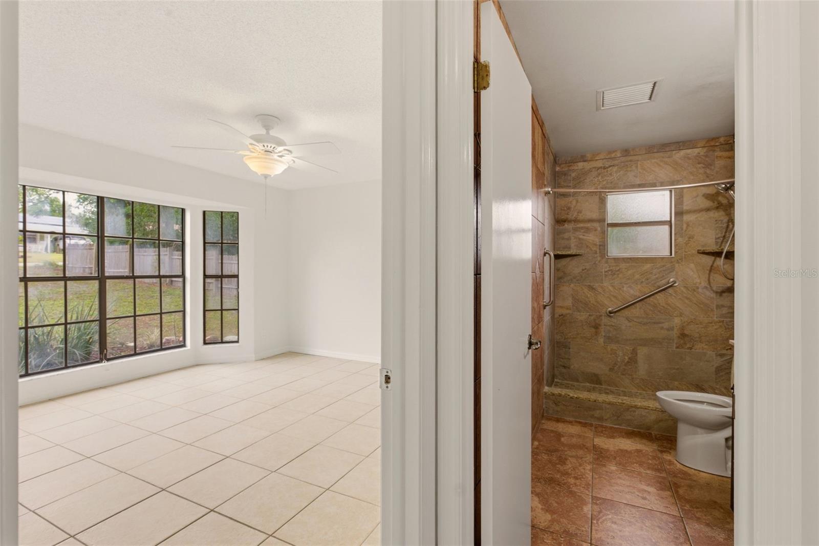 205 ANGELES RD, DEBARY, FL, 32713