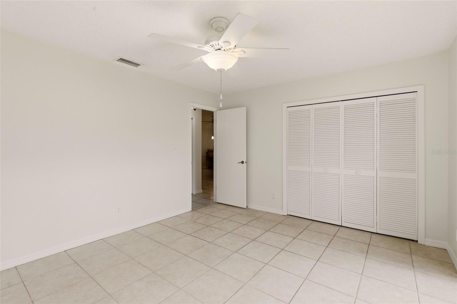 205 ANGELES RD, DEBARY, FL, 32713