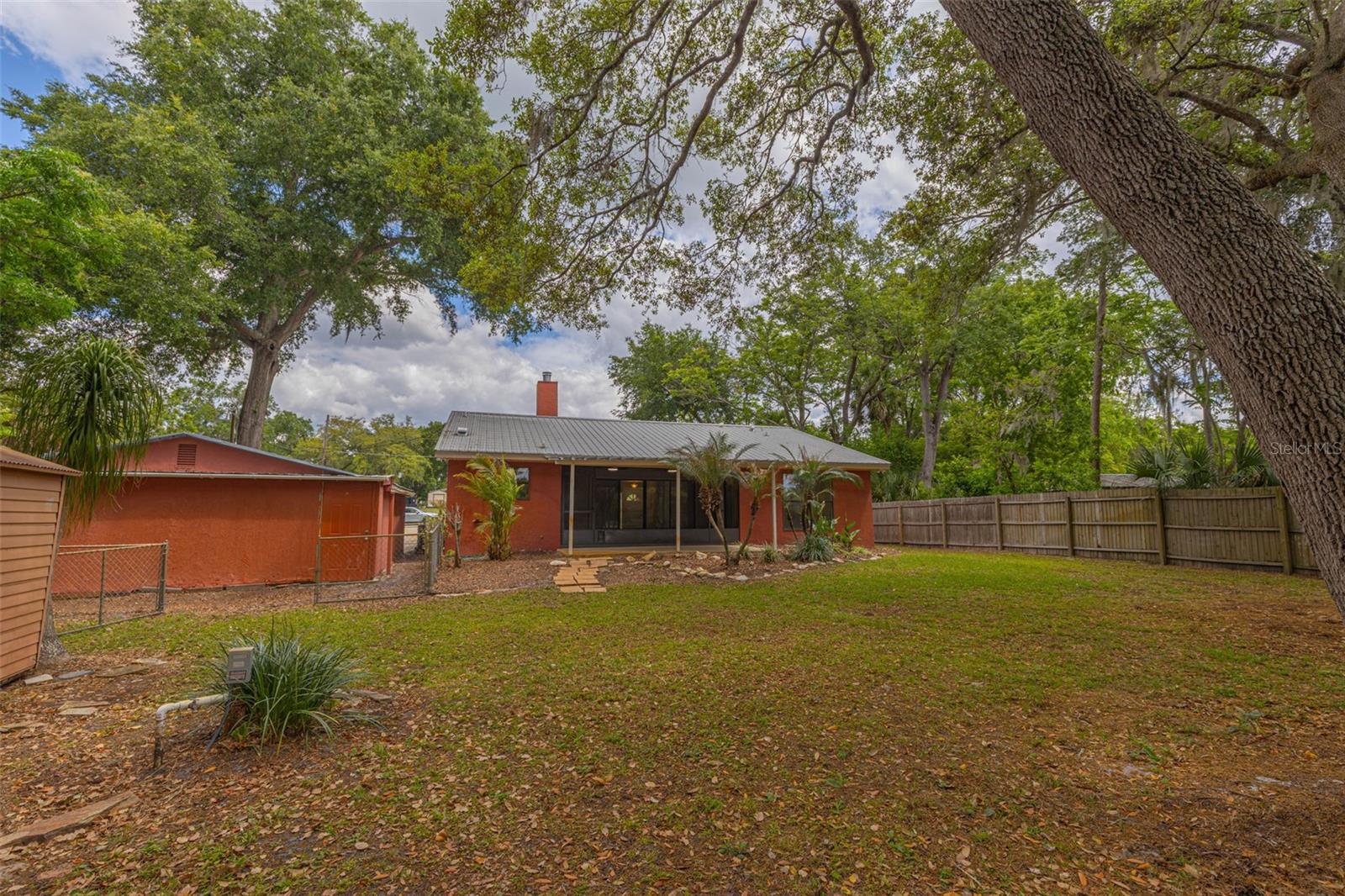 205 ANGELES RD, DEBARY, FL, 32713