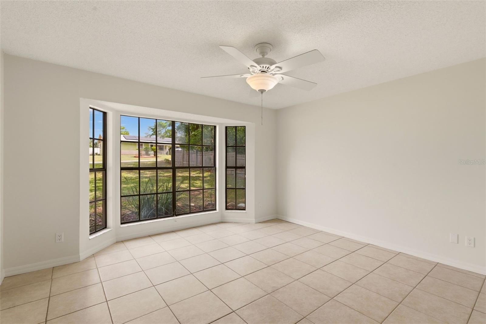 205 ANGELES RD, DEBARY, FL, 32713