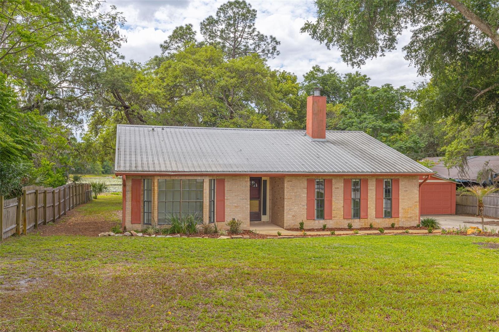 205 ANGELES RD, DEBARY, FL, 32713