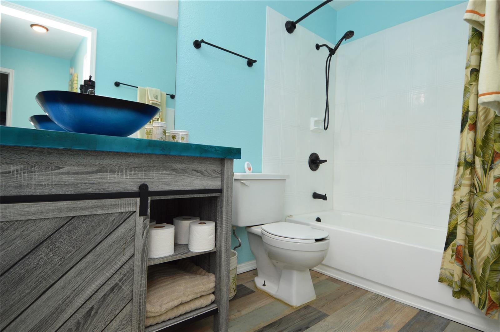 1400 GANDY BLVD N #207, ST PETERSBURG, FL, 33702