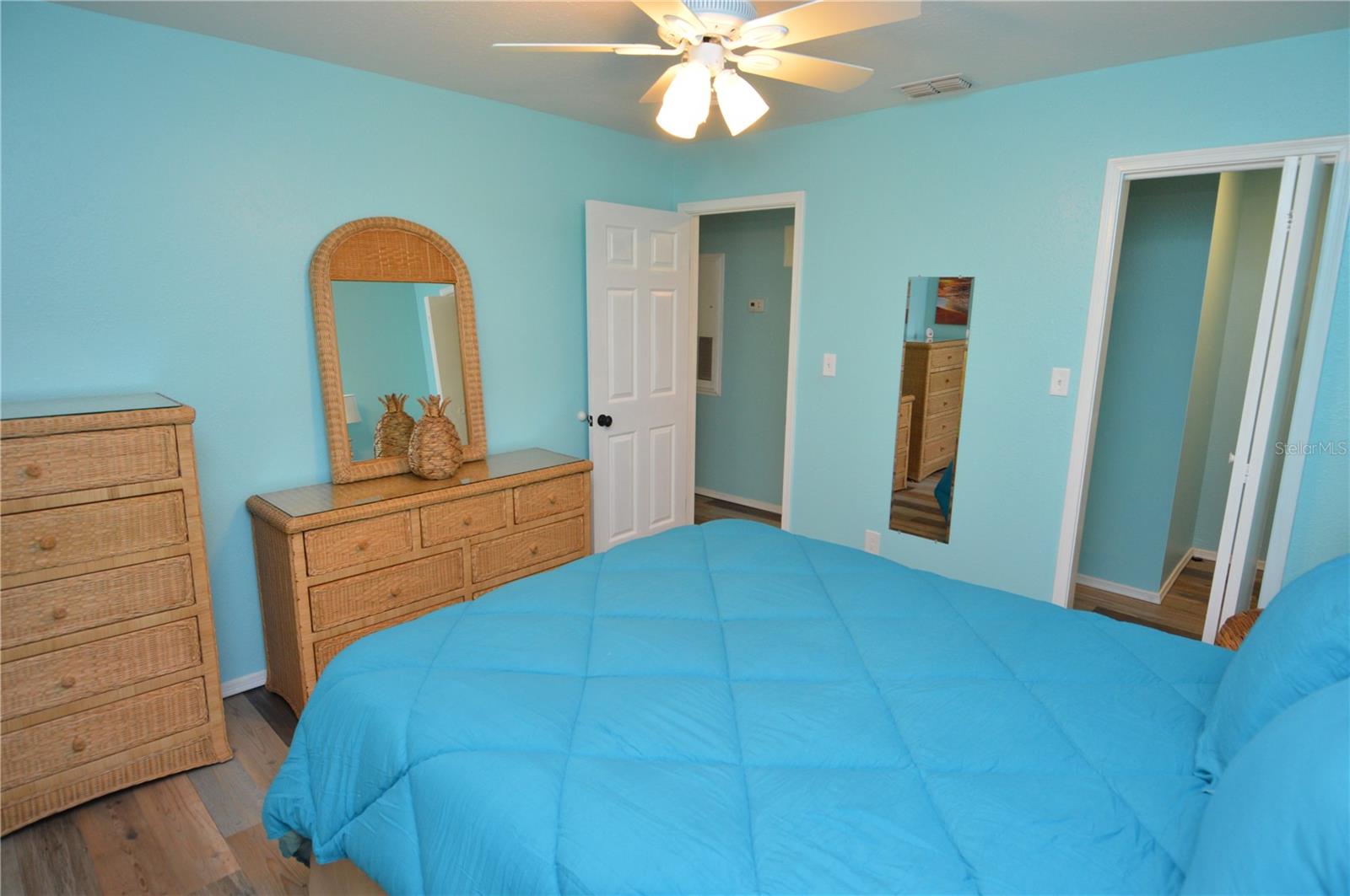 1400 GANDY BLVD N #207, ST PETERSBURG, FL, 33702