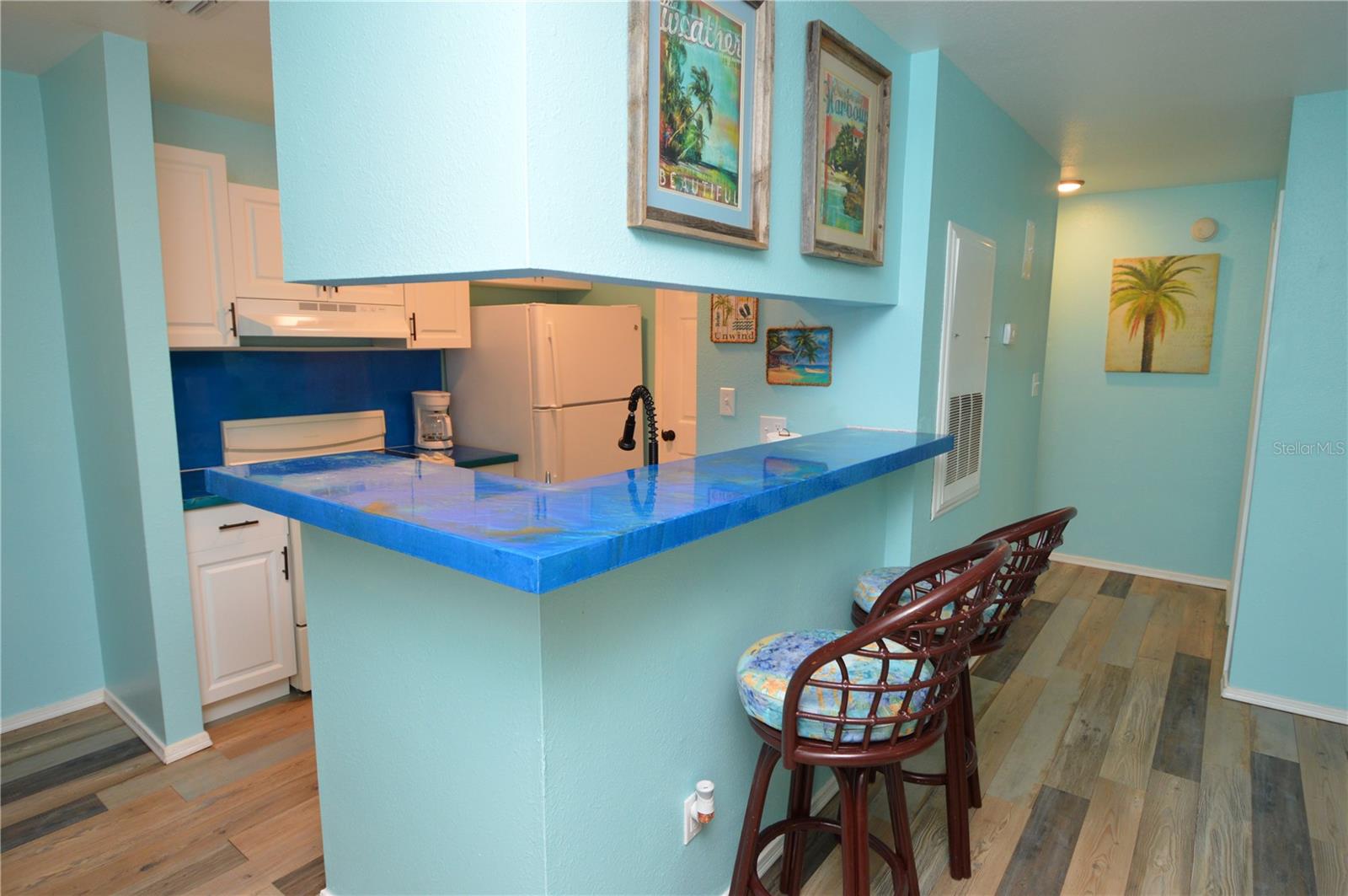 1400 GANDY BLVD N #207, ST PETERSBURG, FL, 33702