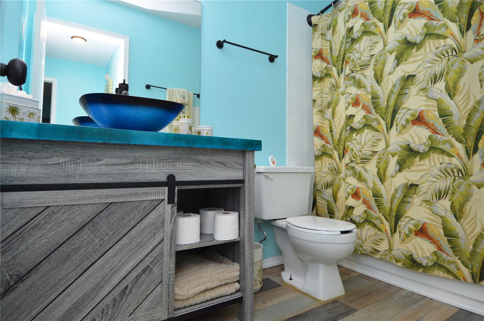 1400 GANDY BLVD N #207, ST PETERSBURG, FL, 33702