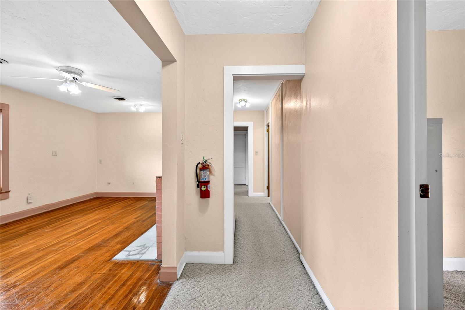 1266 E SILVER SPRINGS BLVD, OCALA, FL, 34470