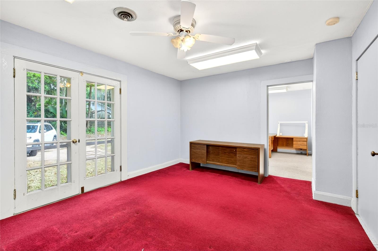 1266 E SILVER SPRINGS BLVD, OCALA, FL, 34470