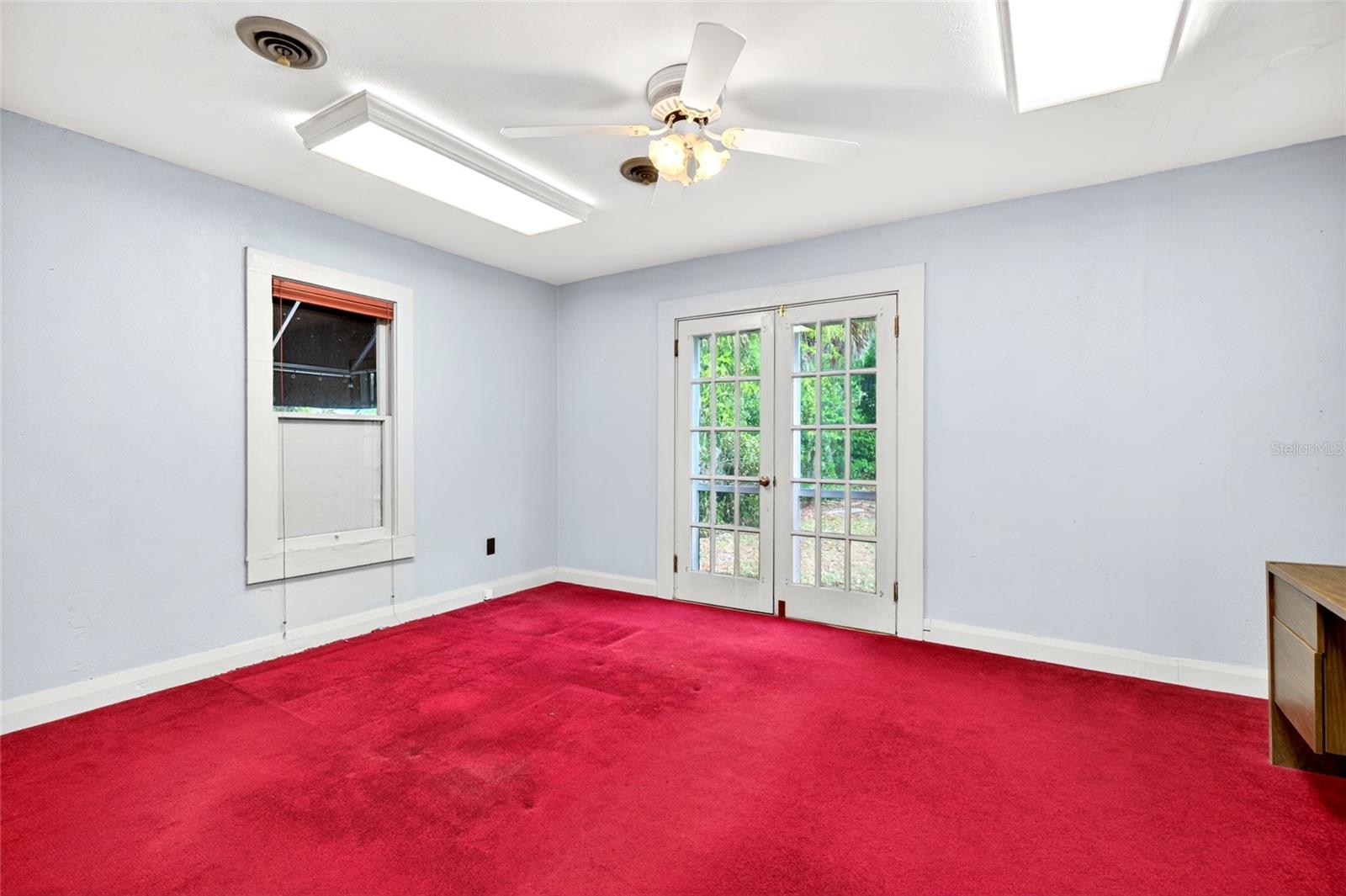 1266 E SILVER SPRINGS BLVD, OCALA, FL, 34470