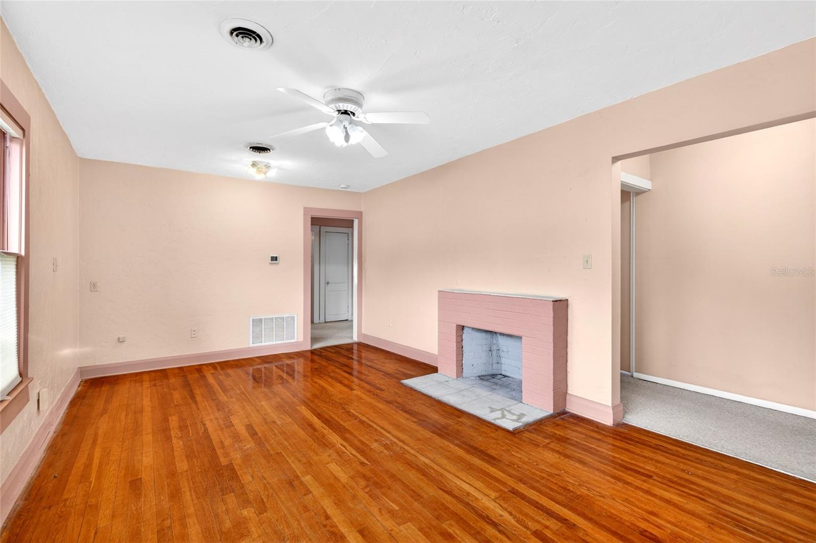 1266 E SILVER SPRINGS BLVD, OCALA, FL, 34470