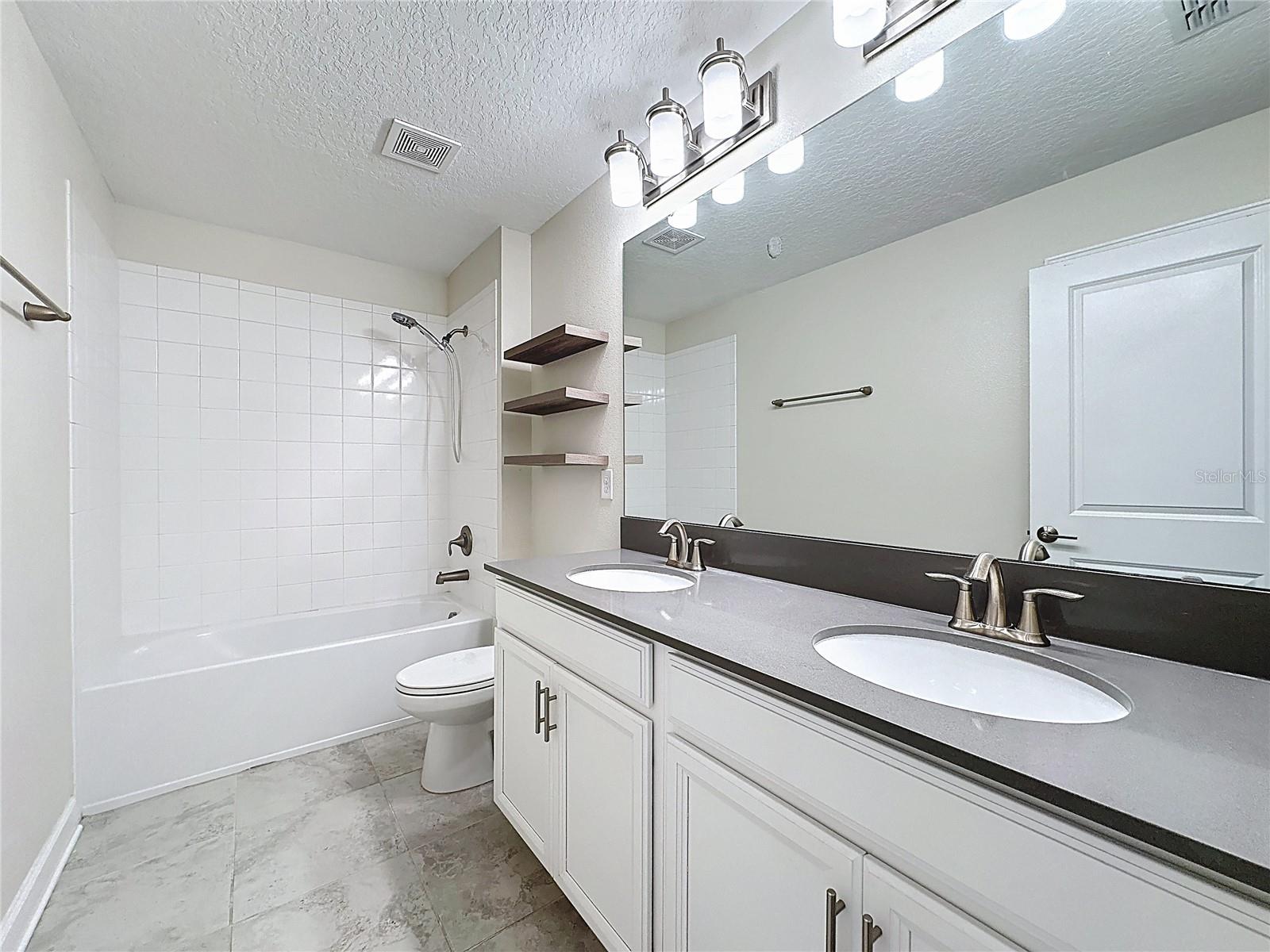 521 BRUNSWICK DR, DAVENPORT, FL, 33837