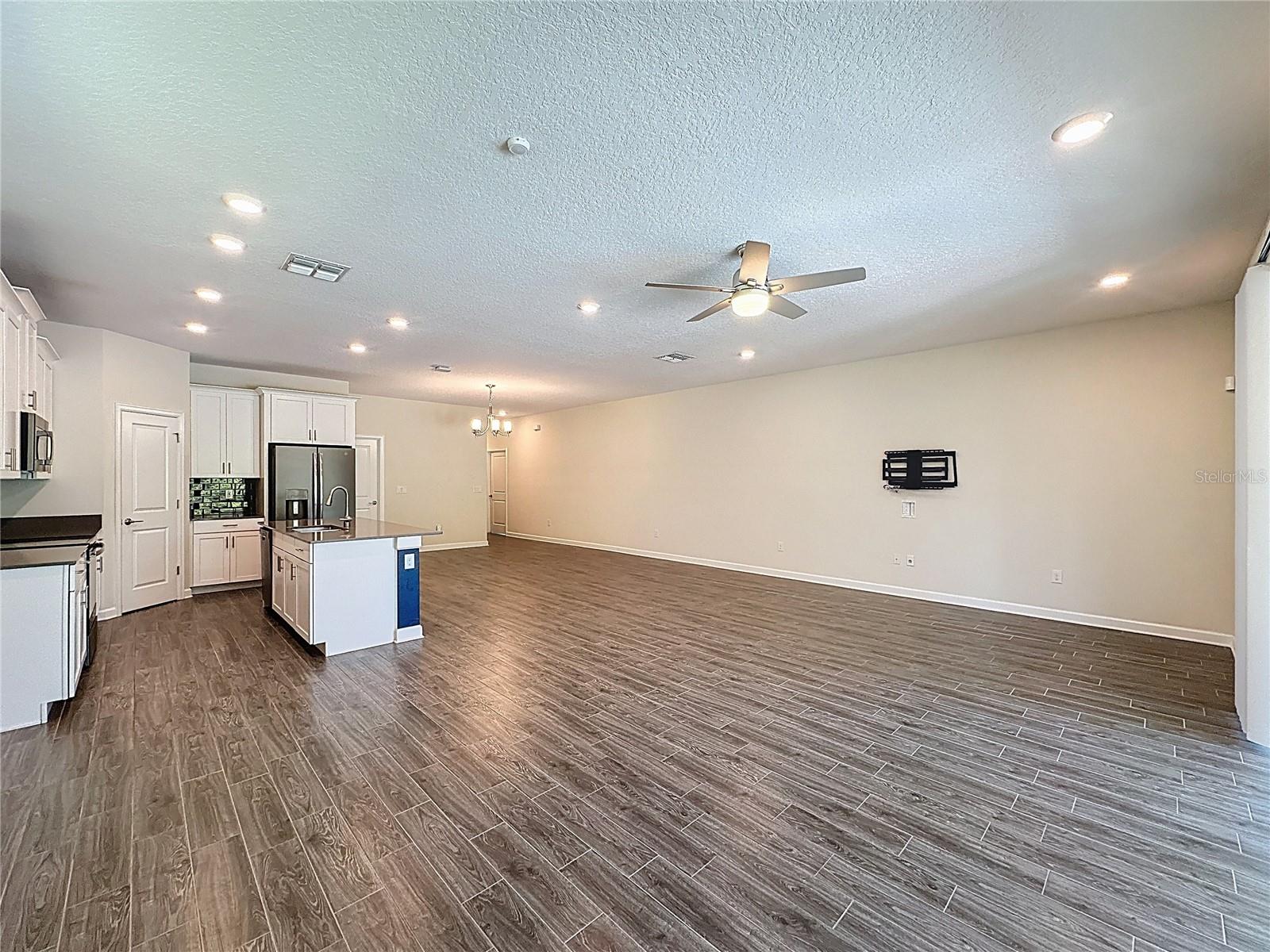 521 BRUNSWICK DR, DAVENPORT, FL, 33837