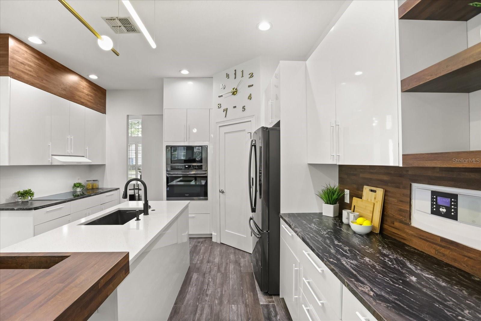 987 BRIGHTWATER CIR, MAITLAND, FL, 32751