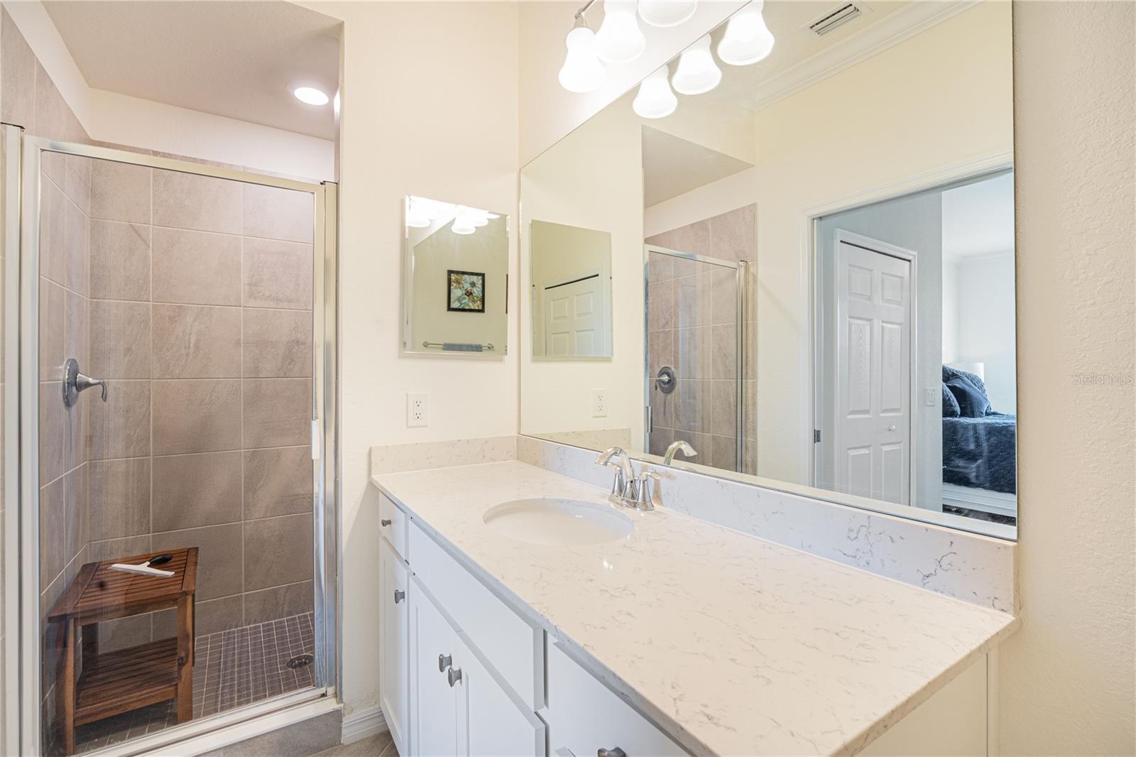 17724 GAWTHROP DR #301, BRADENTON, FL, 34211