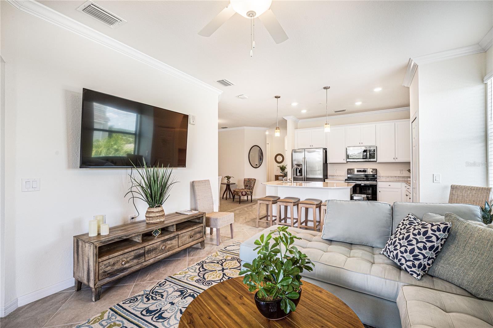17724 GAWTHROP DR #301, BRADENTON, FL, 34211