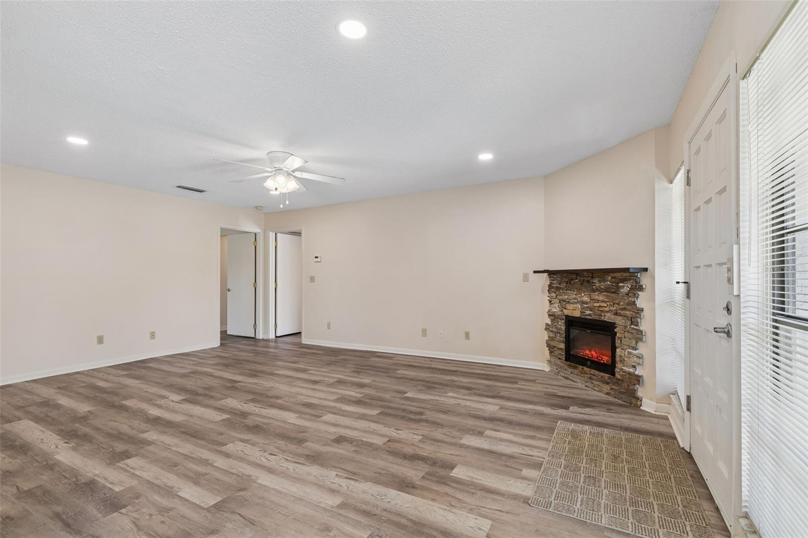 8737 BARDMOOR PL #102, SEMINOLE, FL, 33777