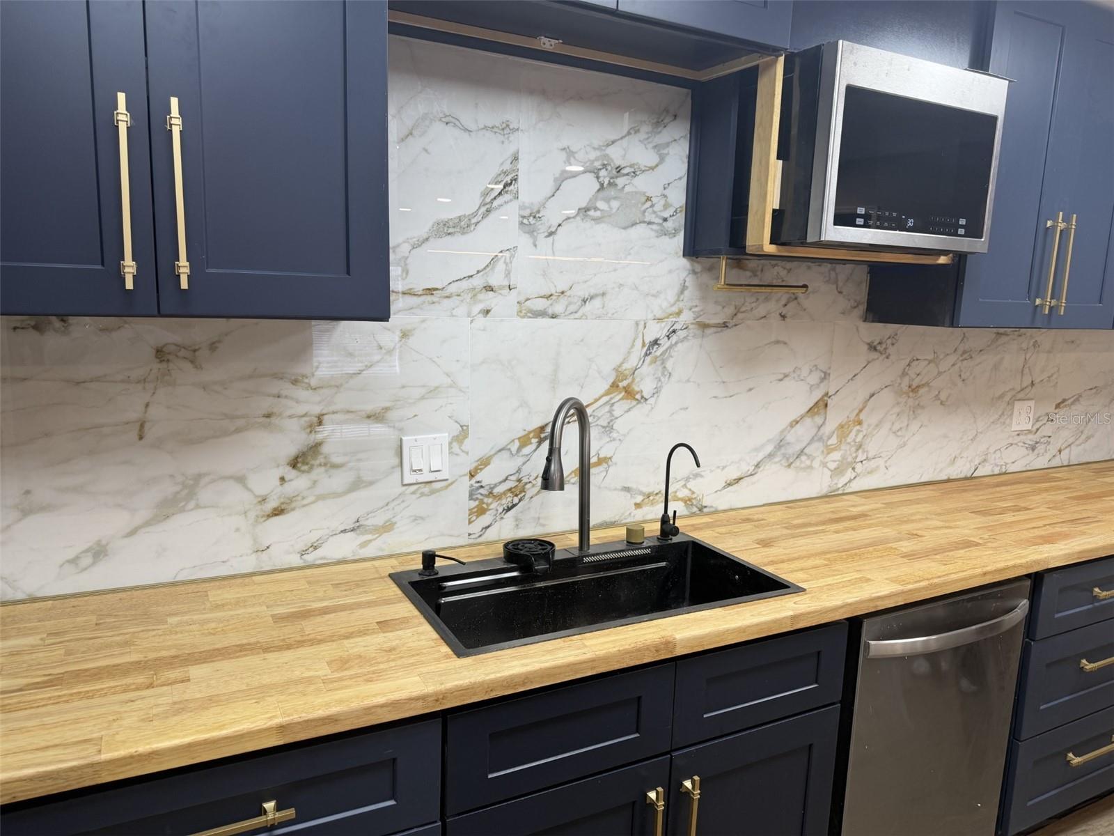 4315 AEGEAN DR #118C, TAMPA, FL, 33611