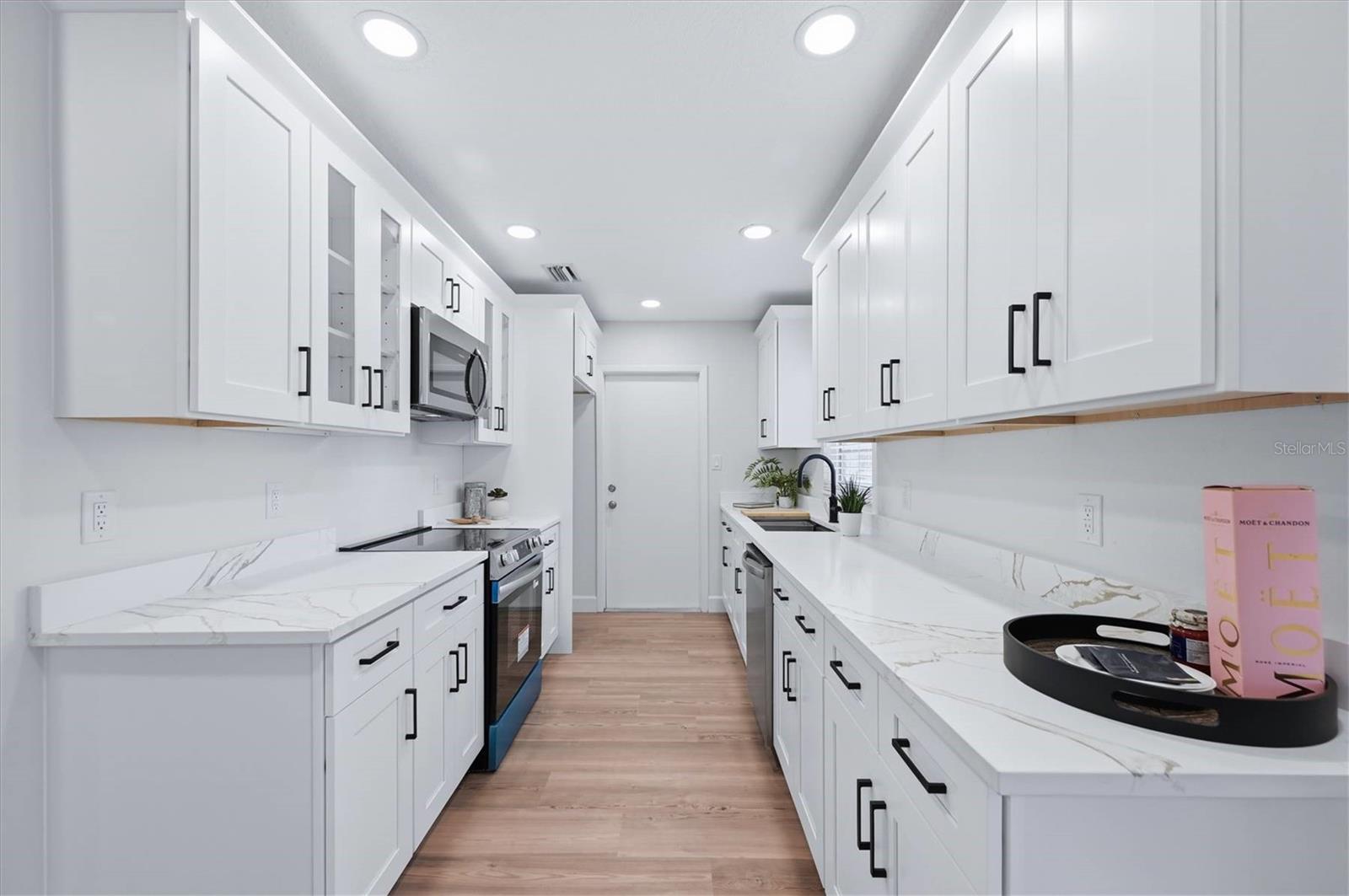 18320 DOLLY BROOK LN, LUTZ, FL, 33549